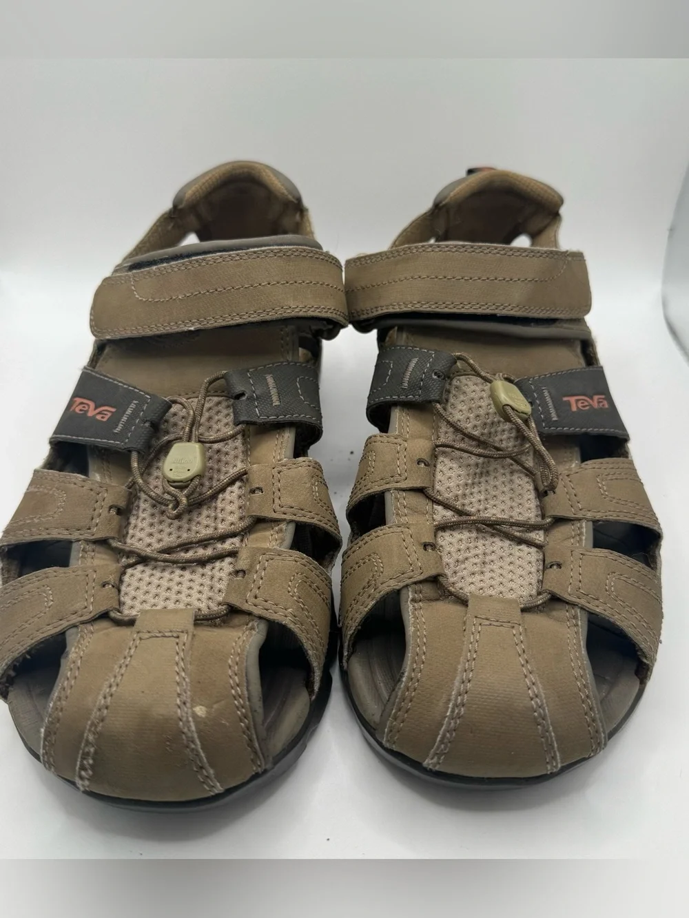 Teva Forebay Closed Toe Fisherman Sandals Mens Size 10 Brown Hiking Sport Water